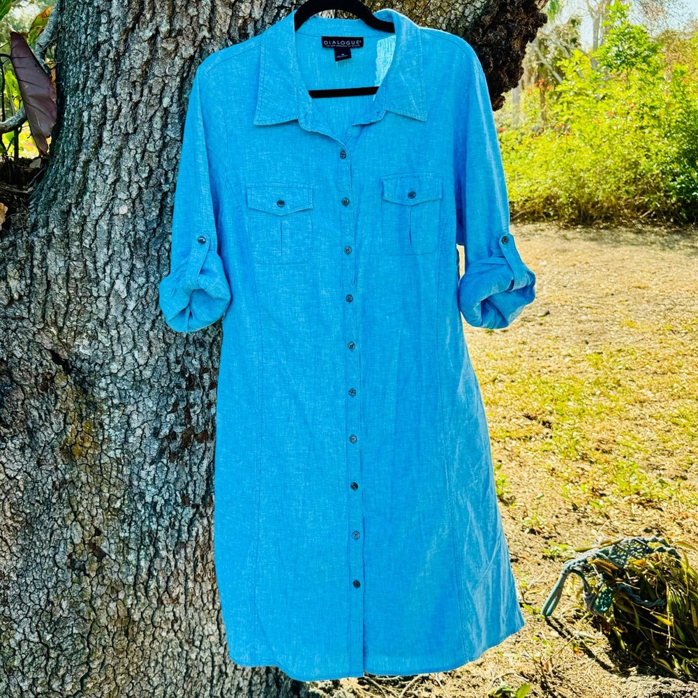 1X Dialogue 55% linen blue beachy button down midi shirt dress.Size 1X